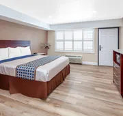 Travelodge by Wyndham Harbor City hotel detail image 7