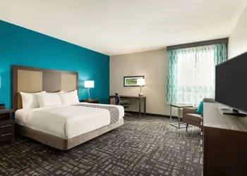 La Quinta by Wyndham Gainesville hotel thumbnail 7