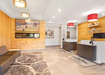 Microtel Inn and Suites by Wyndham Mont Tremblant hotel thumbnail 7