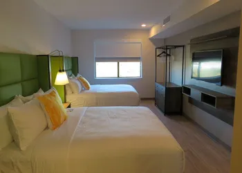 Wyndham Garden College Station hotel thumbnail 4