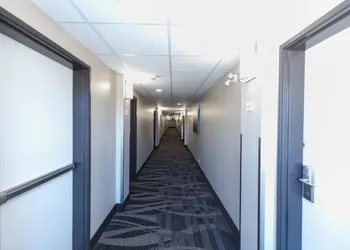 Super 8 by Wyndham Canmore hotel thumbnail 2