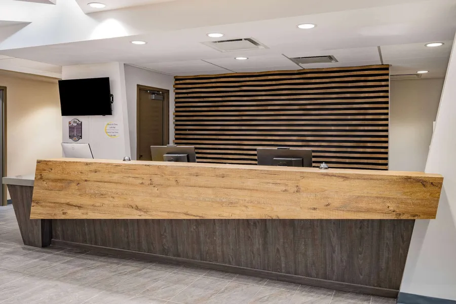 Super 8 by Wyndham Moosonee hotel detail image 2