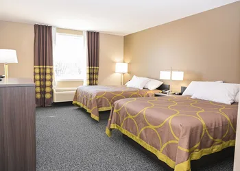 Super 8 by Wyndham Moosonee hotel thumbnail 8