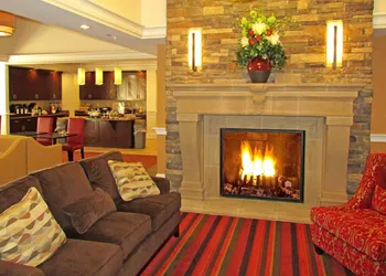 Penn Wells Lodge hotel thumbnail 3