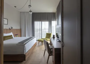 Park James hotel thumbnail 7