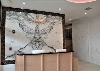 Lic Plaza Hotel hotel thumbnail 3