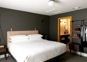Bode Nashville hotel thumbnail 3