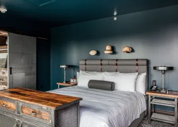 Ironworks Hotel Indy hotel thumbnail 7