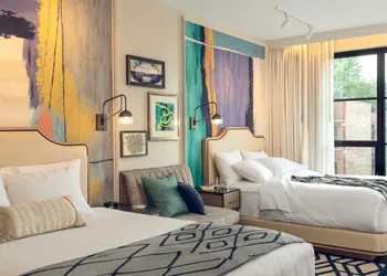 Sophy Hyde Park hotel thumbnail 2