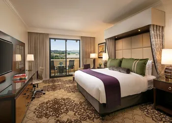 Grand Reserve at The Meritage hotel thumbnail 7
