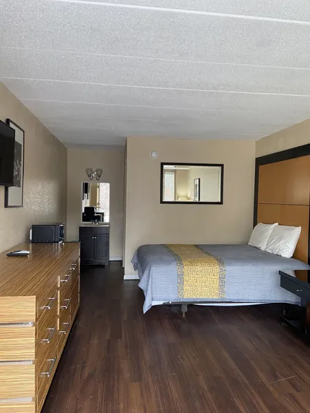 APM Inn & Suites hotel detail image 6