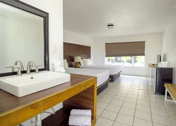 Banana Peel Lodge hotel thumbnail 6
