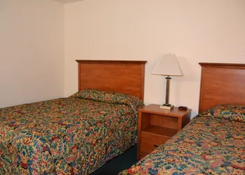 Carrington Inn & Suites hotel thumbnail 8