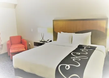 Hotel Glenpool hotel thumbnail 8