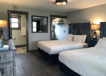 Lake Bomoseen Lodge hotel thumbnail 3
