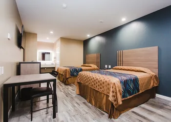 Budget Host Inn and Suites hotel thumbnail 4
