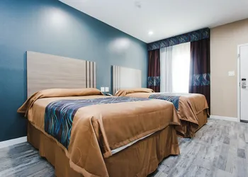 Budget Host Inn and Suites hotel thumbnail 7