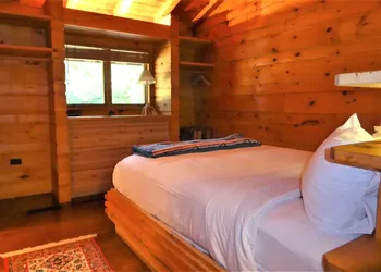 Drummond Island Resort hotel thumbnail 4