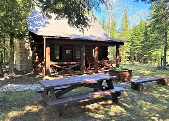 Drummond Island Resort hotel thumbnail 5