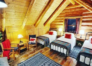 Drummond Island Resort hotel thumbnail 8