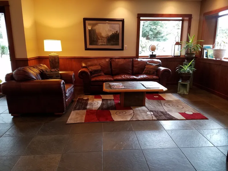 Redwood Garden Inn hotel detail image 2