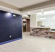 Hollywood Inn Suites Hotel hotel detail image 4