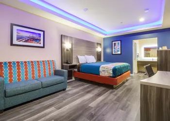 Scottish Inn & Suites Houston Willowbrook hotel thumbnail 4