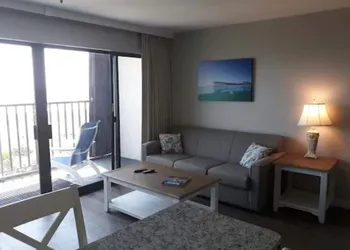 Surf Suites hotel thumbnail 8