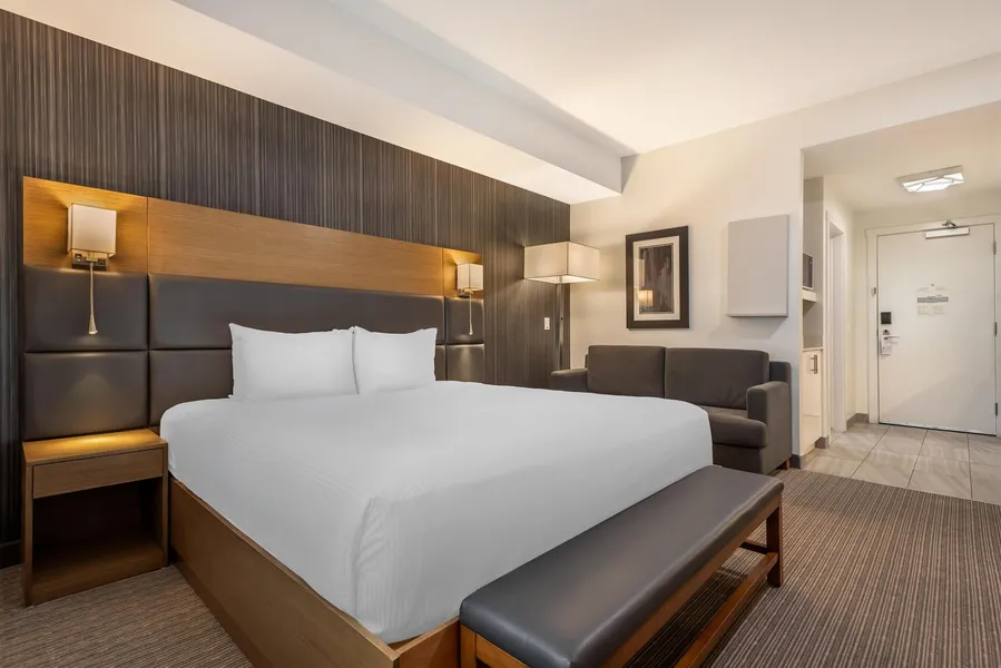 Executive Residency by Best Western Calgary City View North hotel detail image 6