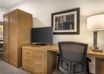 Executive Residency by Best Western Calgary City View North hotel thumbnail 8