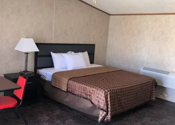 Monahans Country Inn hotel thumbnail 8