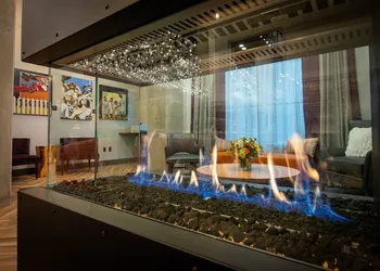 The Gordon Hotel hotel thumbnail 4
