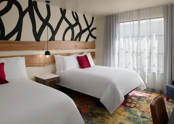 The Gordon Hotel hotel thumbnail 7