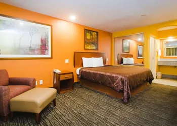 Express Inn Gulf Bank hotel thumbnail 6