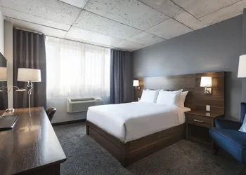 Imperia Hotel & Suites Boucherville hotel thumbnail 7