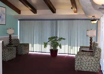 Friendship Inn hotel thumbnail 3