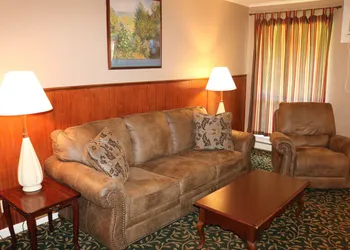 Friendship Inn hotel thumbnail 8