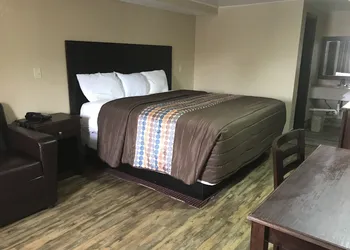 Memphis Inn hotel thumbnail 4