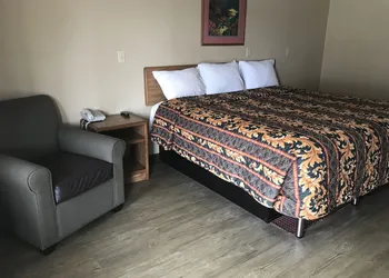 Memphis Inn hotel thumbnail 6