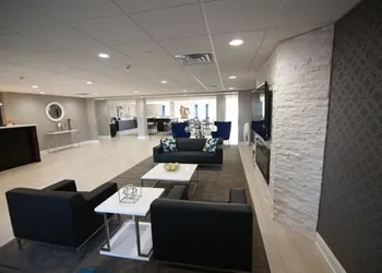 Home Inn and Suites hotel thumbnail 6