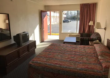 Flagship Inn hotel thumbnail 6