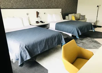 Hy-Lo Hotel hotel thumbnail 6