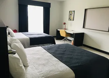 Hy-Lo Hotel hotel thumbnail 8