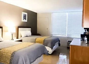 Apm Inn & Suites hotel thumbnail 8