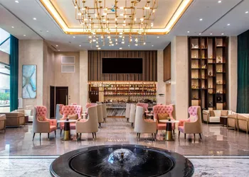 Blossom Hotel Houston, Curio Collection by Hilton hotel thumbnail 2