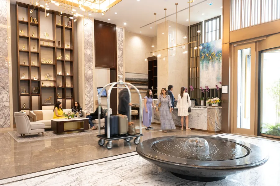 Blossom Hotel Houston, Curio Collection by Hilton hotel detail image 6