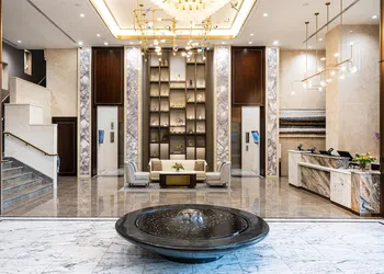 Blossom Hotel Houston, Curio Collection by Hilton hotel thumbnail 7