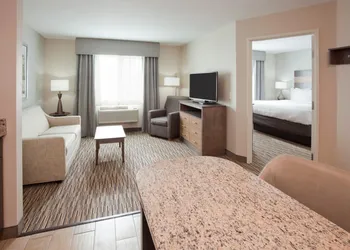 GrandStay Cannon Falls hotel thumbnail 8