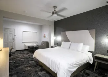 House Hotel hotel thumbnail 7