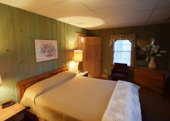 Graves Mountain Farm & Lodges hotel thumbnail 6